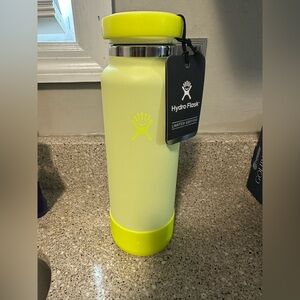 Hydro Flask Limited Edition Water Bottle 40oz